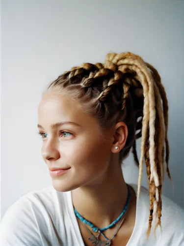 Dreadlocks hairstyle for female | Hairpaca