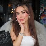 Claudia Holt's profile picture
