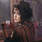 Laura's profile picture