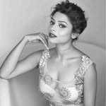 𝔾𝕖𝕖𝕥𝕒𝕤𝕙𝕣𝕖𝕖 ℝ𝕠𝕪🦋