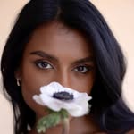 Simone Ashley's profile picture
